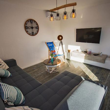 Deluxe 2 Bedroom Apartment With Sea View Baska Voda Bagian luar foto