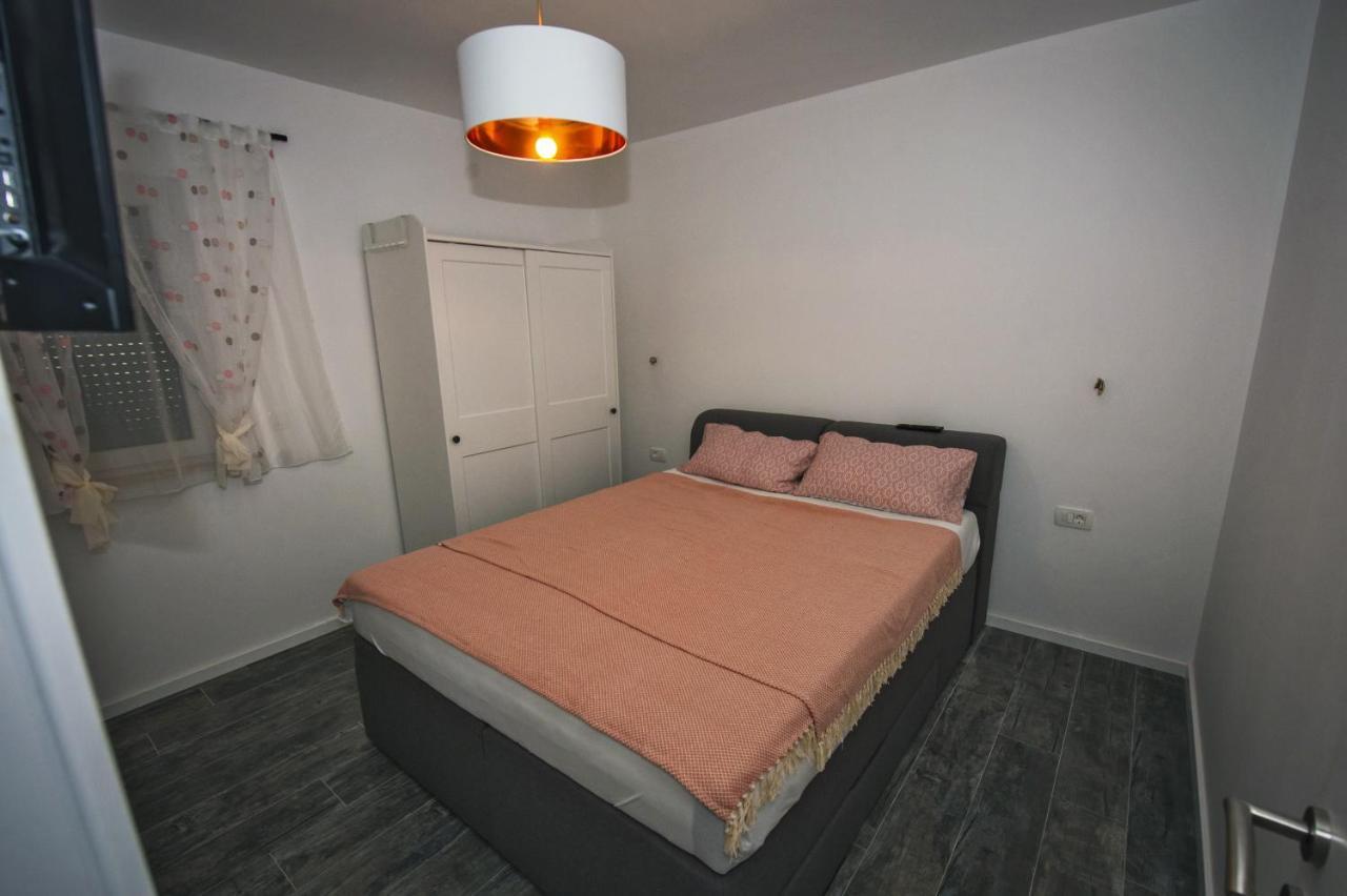 Deluxe 2 Bedroom Apartment With Sea View Baska Voda Bagian luar foto