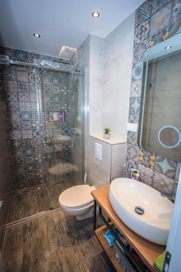 Deluxe 2 Bedroom Apartment With Sea View Baska Voda Bagian luar foto