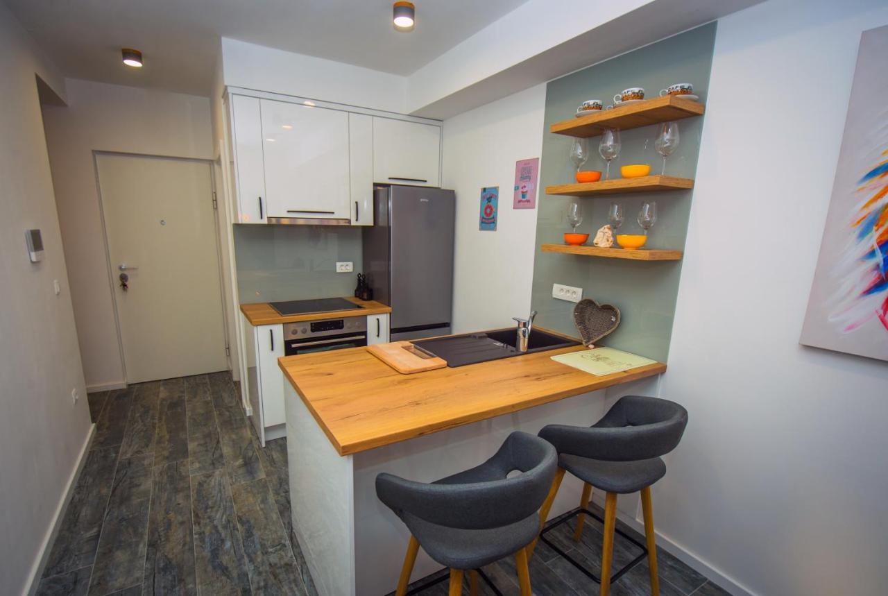 Deluxe 2 Bedroom Apartment With Sea View Baska Voda Bagian luar foto